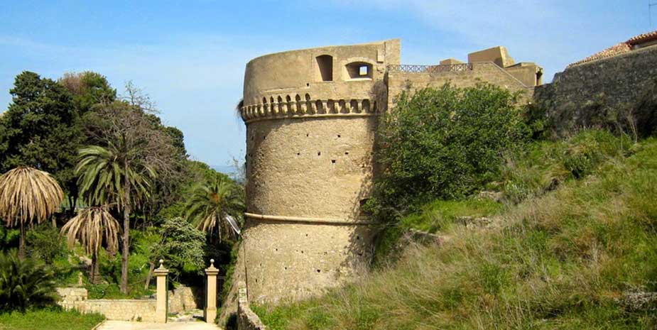 Crotone Castello-di-Carlo-V